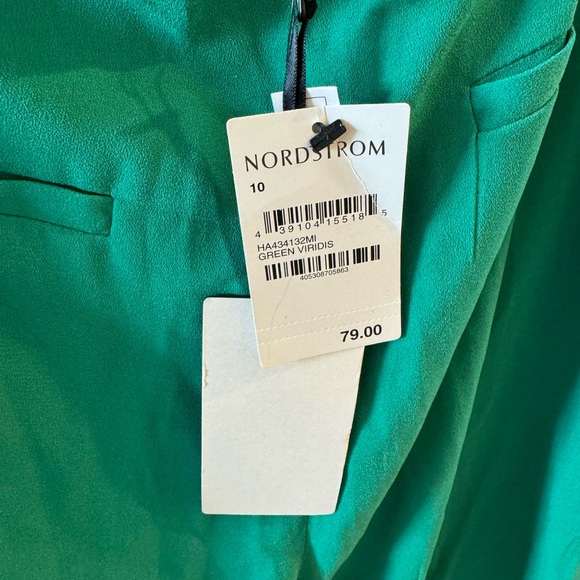 NWT Halogen x Atlantic-Pacific pleated pants.  Nordstrom exclusive.  Sold out. - Picture 2 of 5